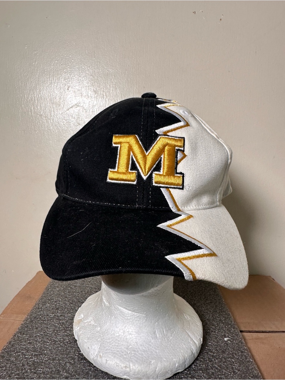 MIZZOU Missouri Tigers Vintage Starter Zig Zag SnapBack Hat Retro Y2K 2000s